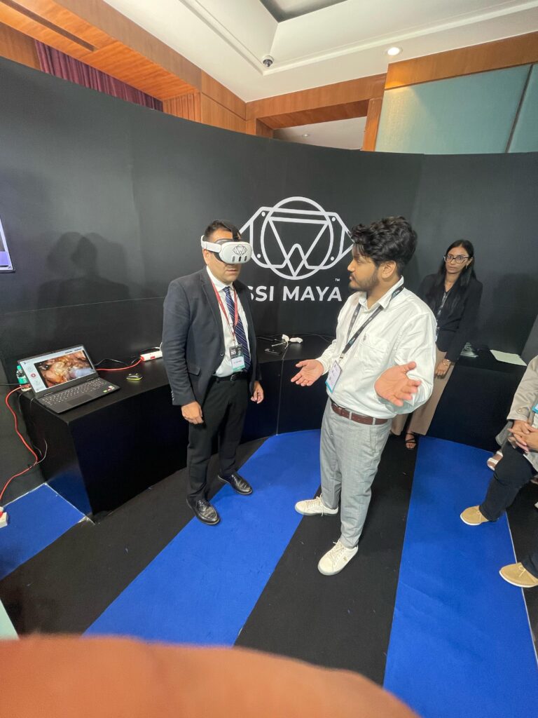 Dr. Omar Mejía esteve presente no The Second Global SS Innovations Multi-Speciality Robotic Surgery Conference